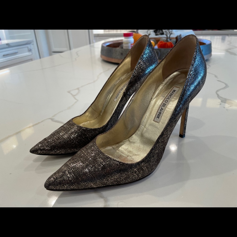 Gold/black Manolo - Picture 7 of 7
